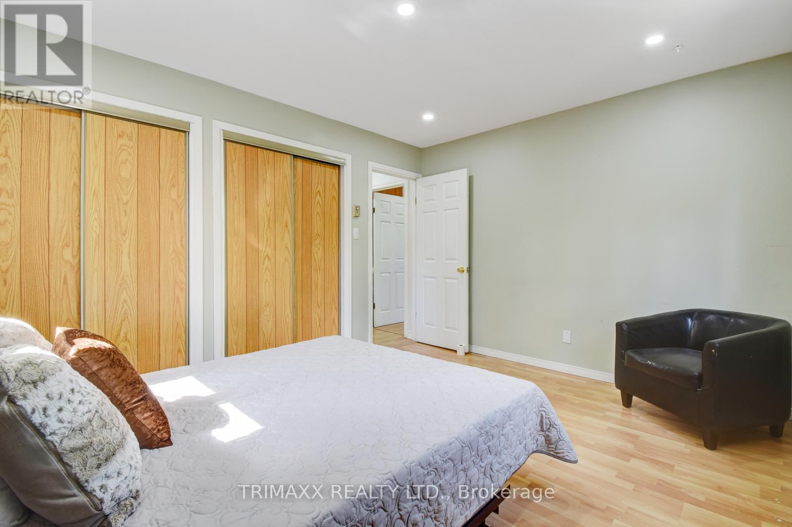 4069 CHARLESTON SIDEROAD Image 20