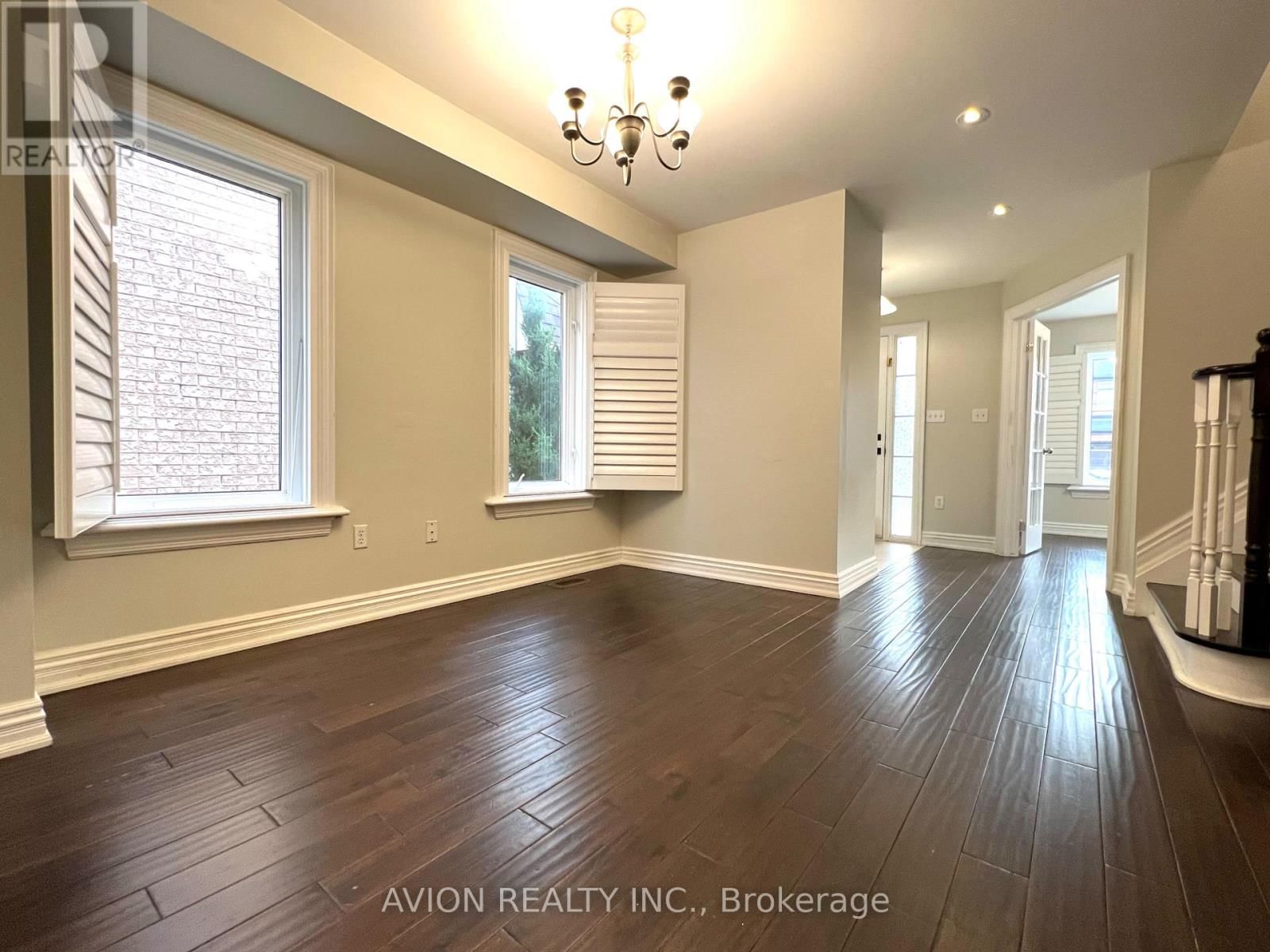 2293 CRESTMONT DRIVE Image 5