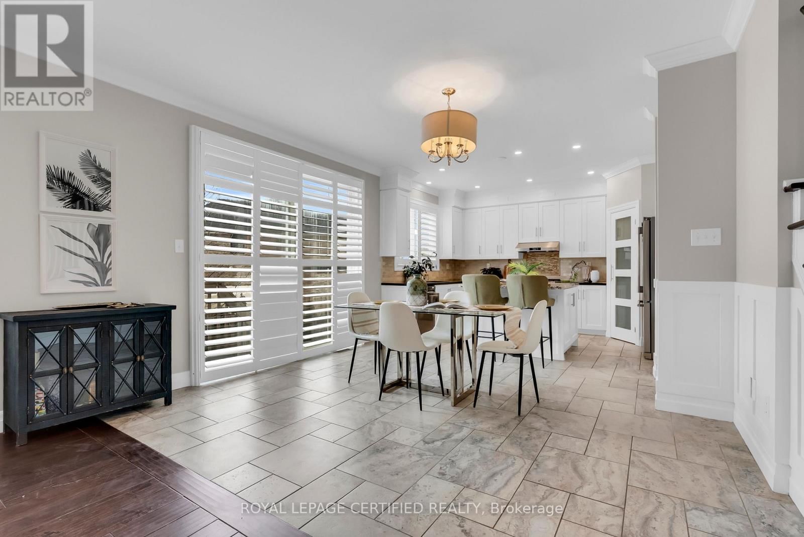 1211 WINTER CRESCENT Image 20