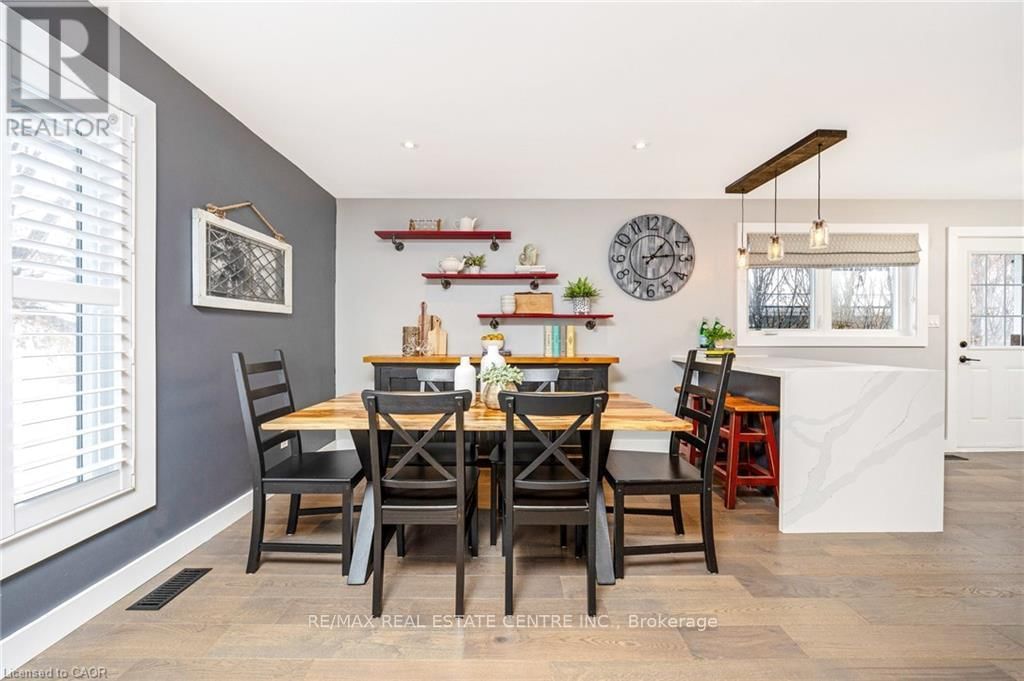 390 WOODWARD AVENUE Image 12