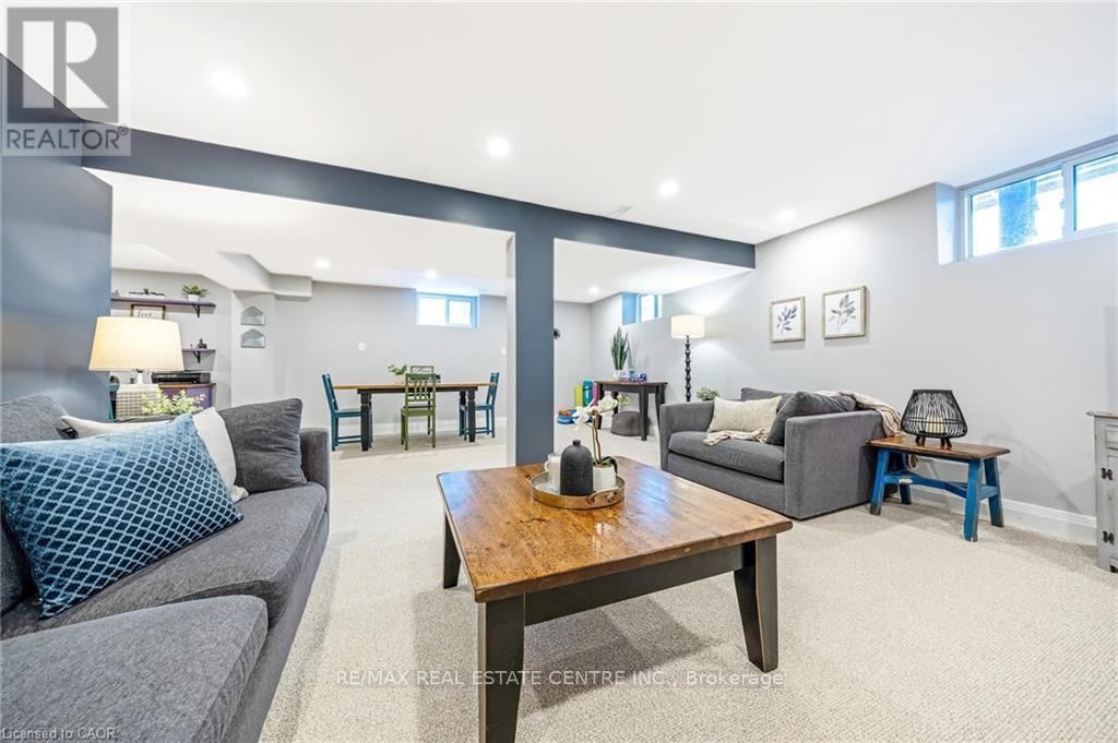 390 WOODWARD AVENUE Image 34