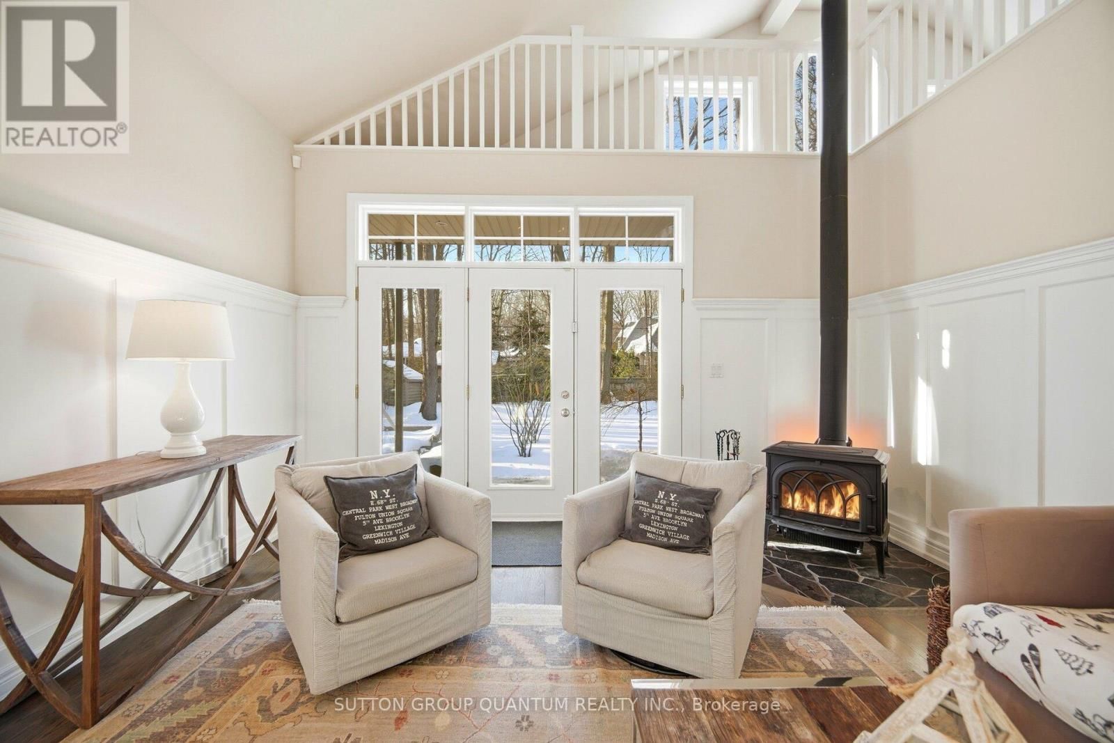 133 MINEOLA ROAD EAST Image 12