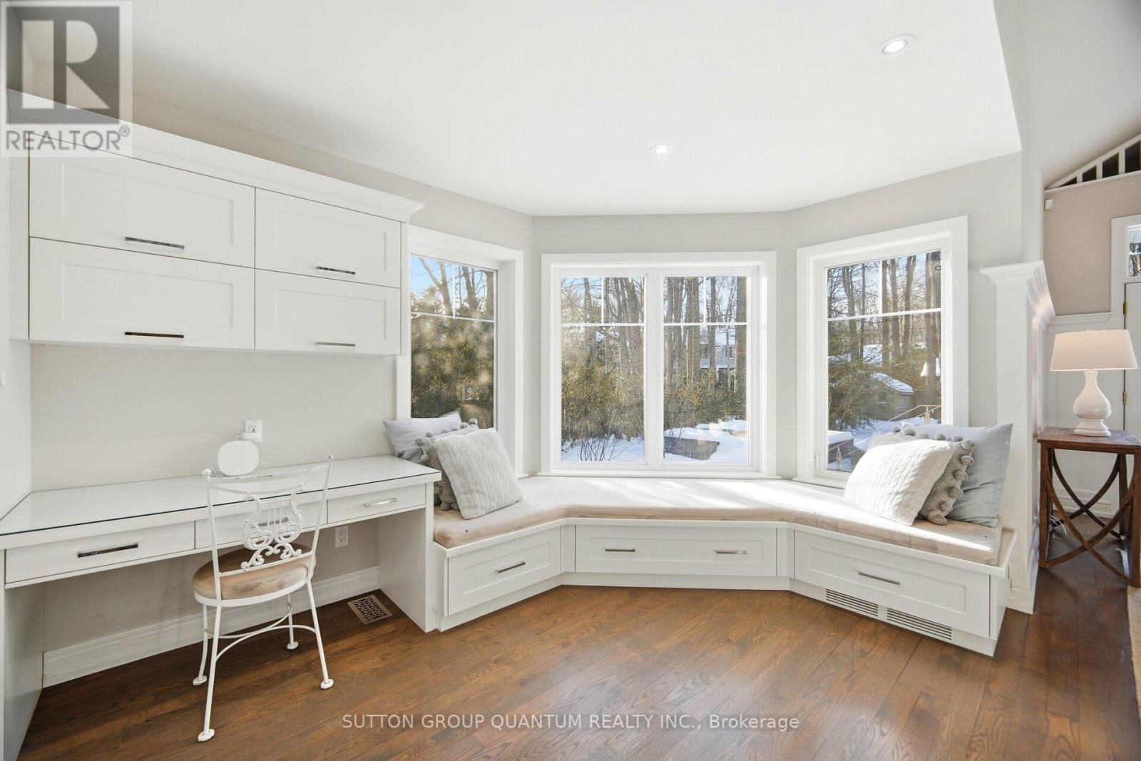 133 MINEOLA ROAD EAST Image 15