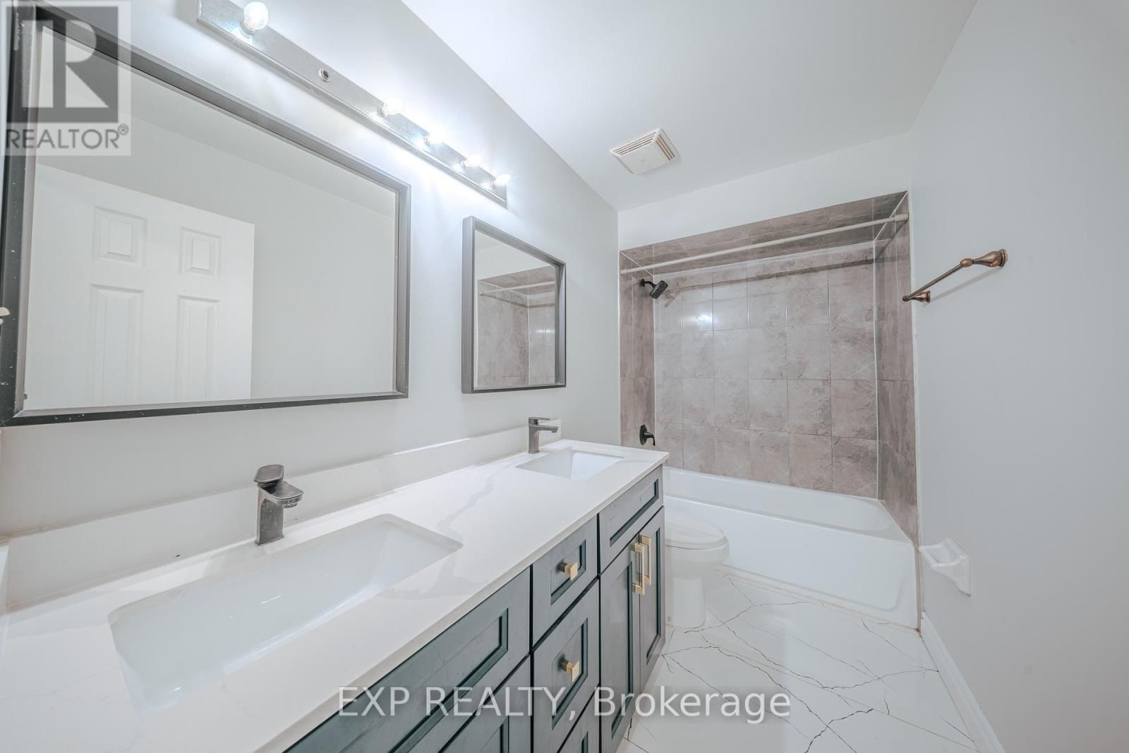 3 DEFOREST DRIVE Image 23