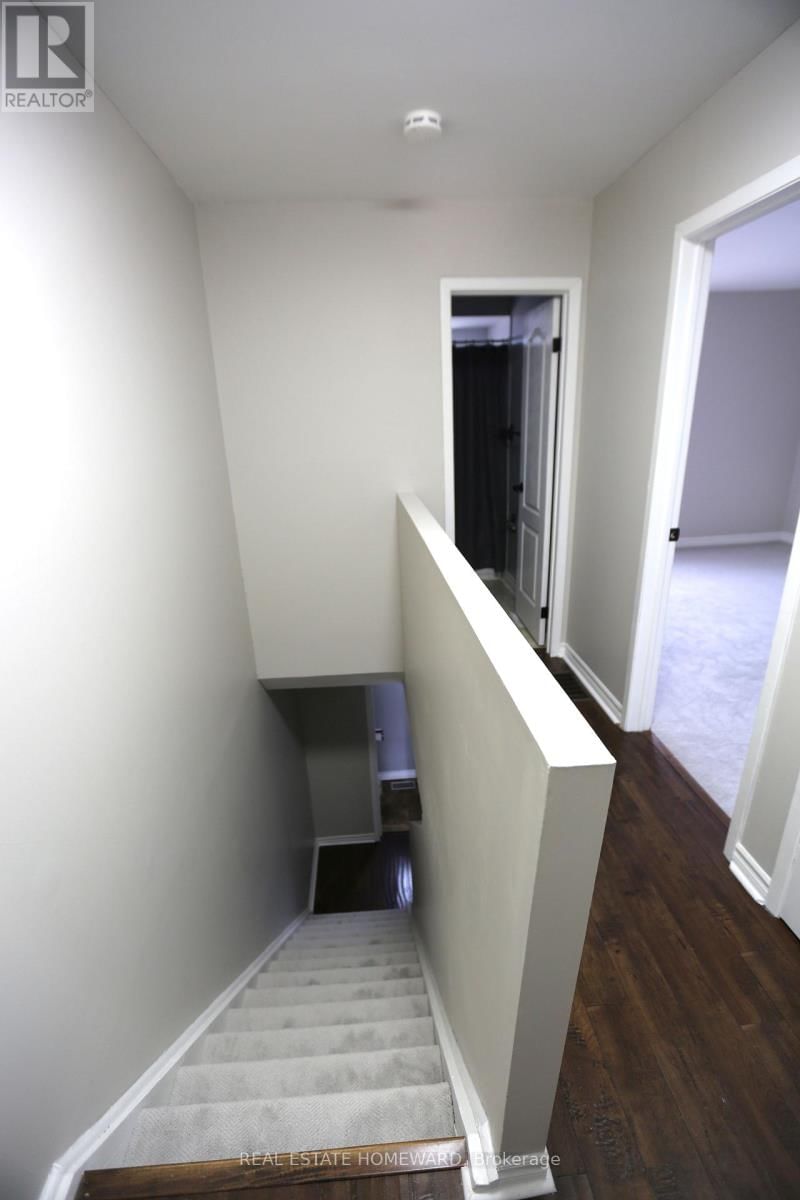 104 ENDERBY CRESCENT Image 21