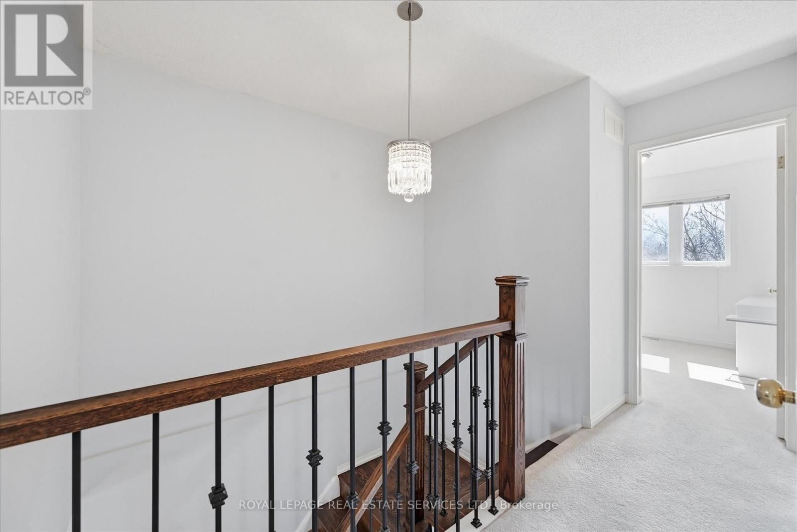 1267 WALKERS LINE Image 28