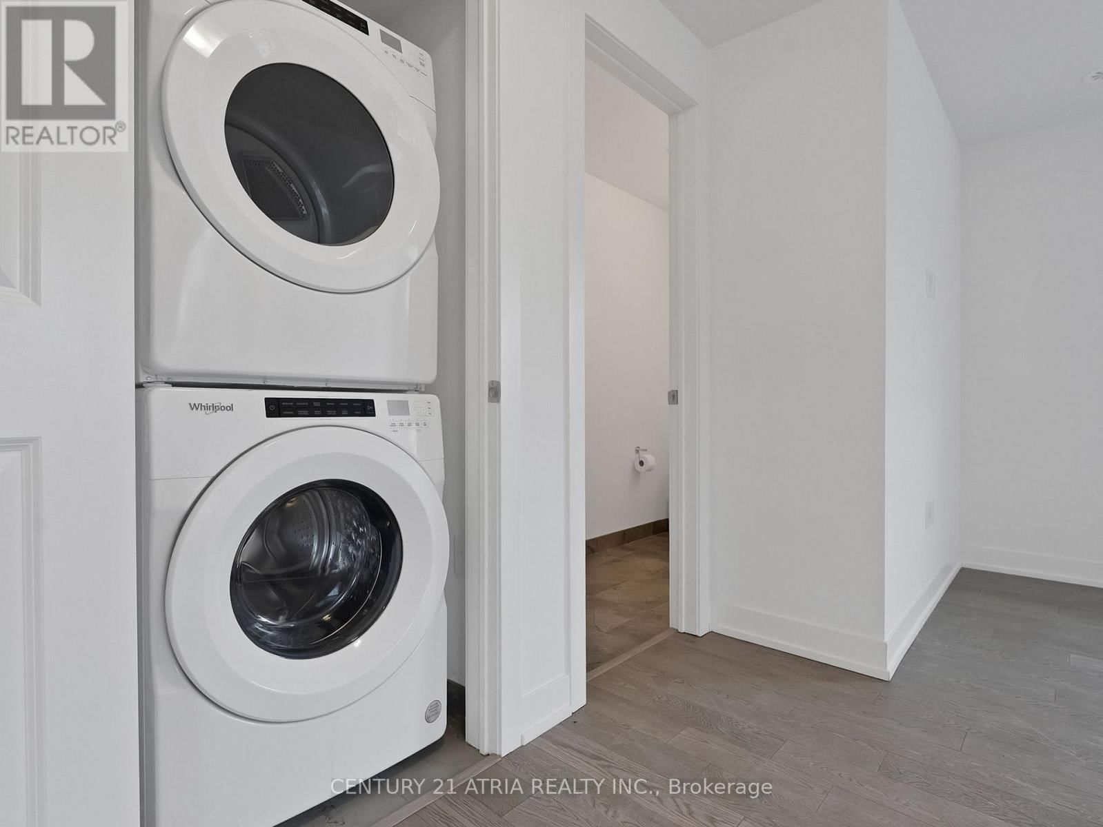 212 - 1085 DOUGLAS MCCURDY COMMON Image 17