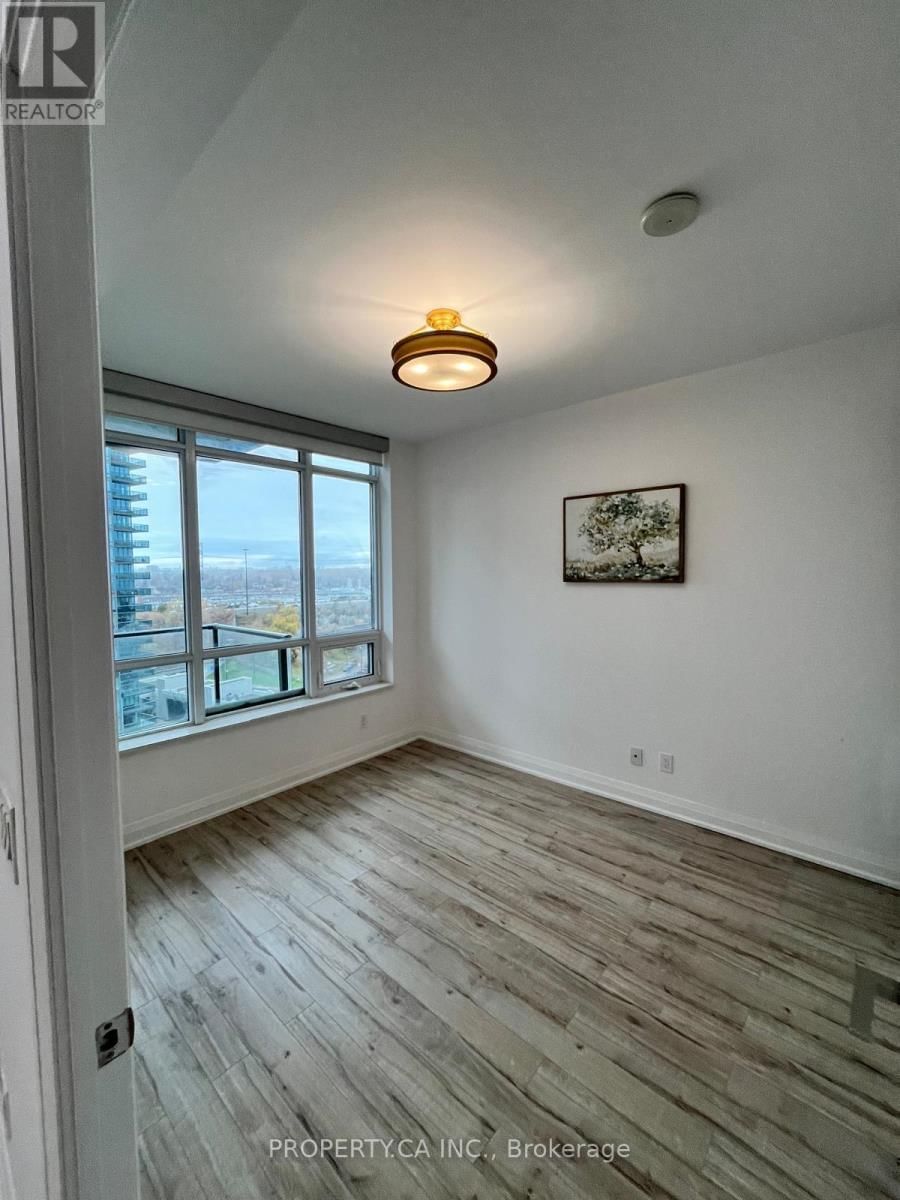 1207 - 36 PARK LAWN ROAD Image 18