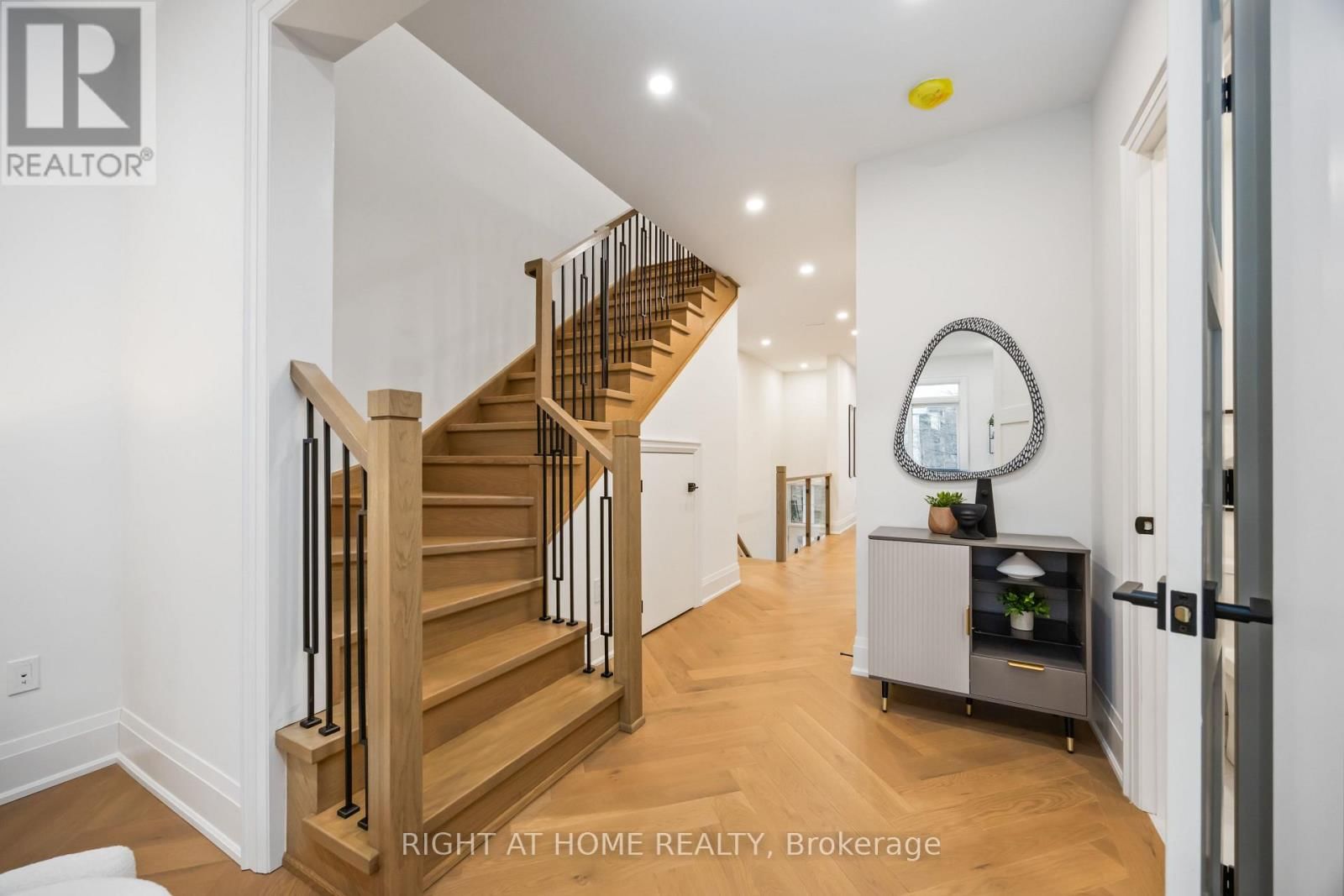 34A MORNINGSIDE AVENUE Image 10