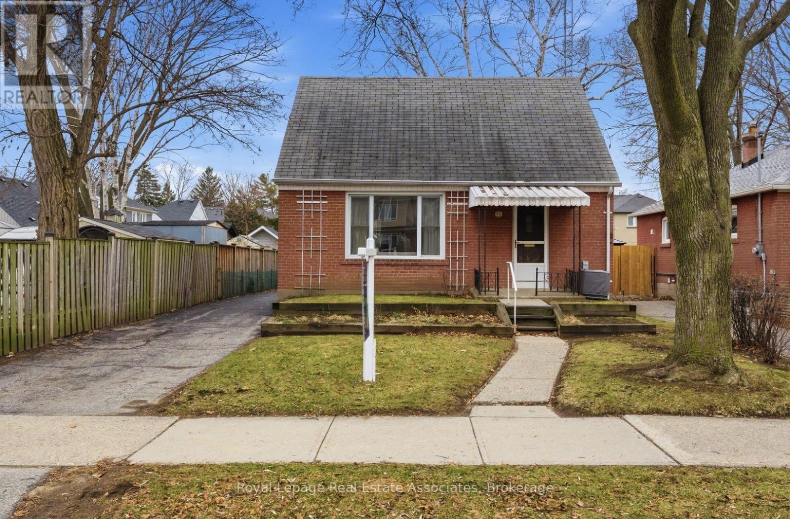 68 GAIR DRIVE Image 1