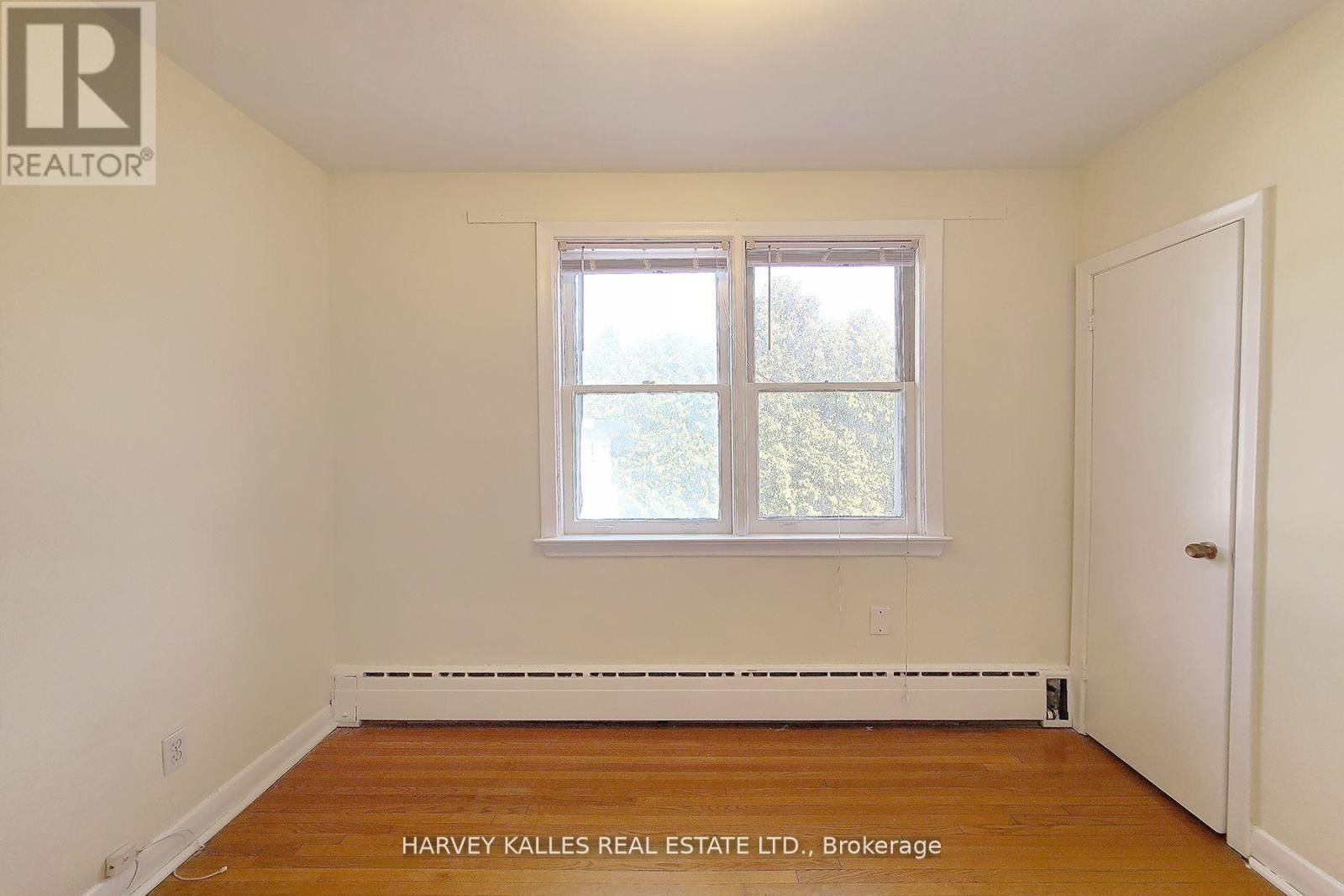 103 & 105 GILMOUR AVENUE Image 14