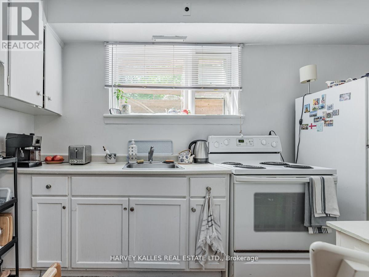 103 & 105 GILMOUR AVENUE Image 29