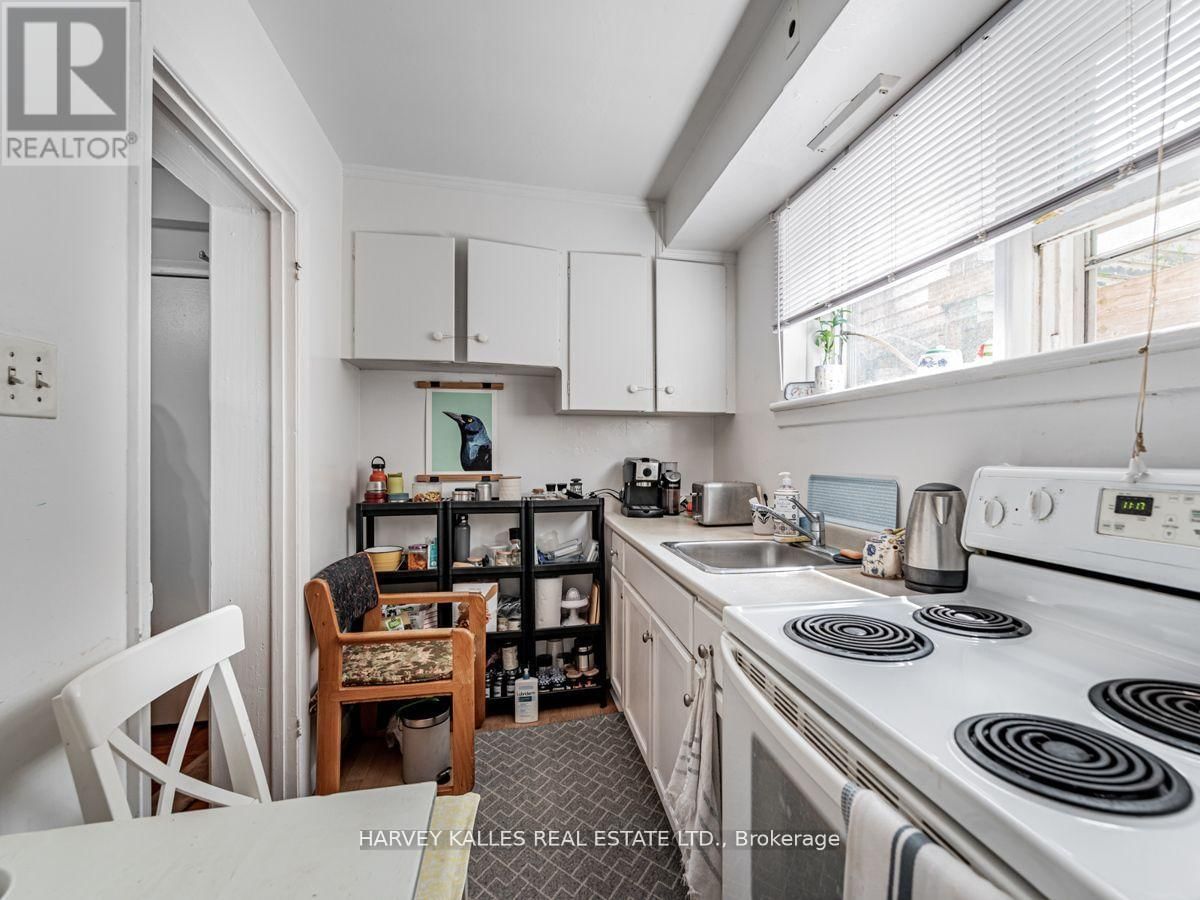 103 & 105 GILMOUR AVENUE Image 30