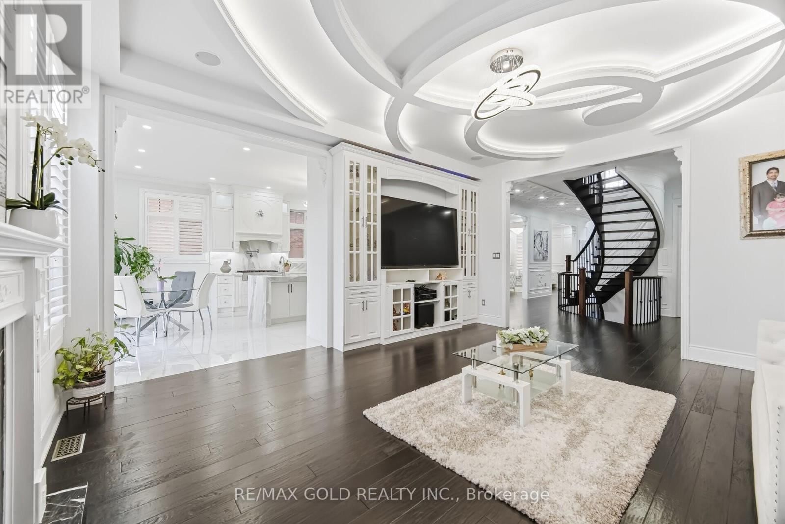 72 MIDSUMMER DRIVE Image 12