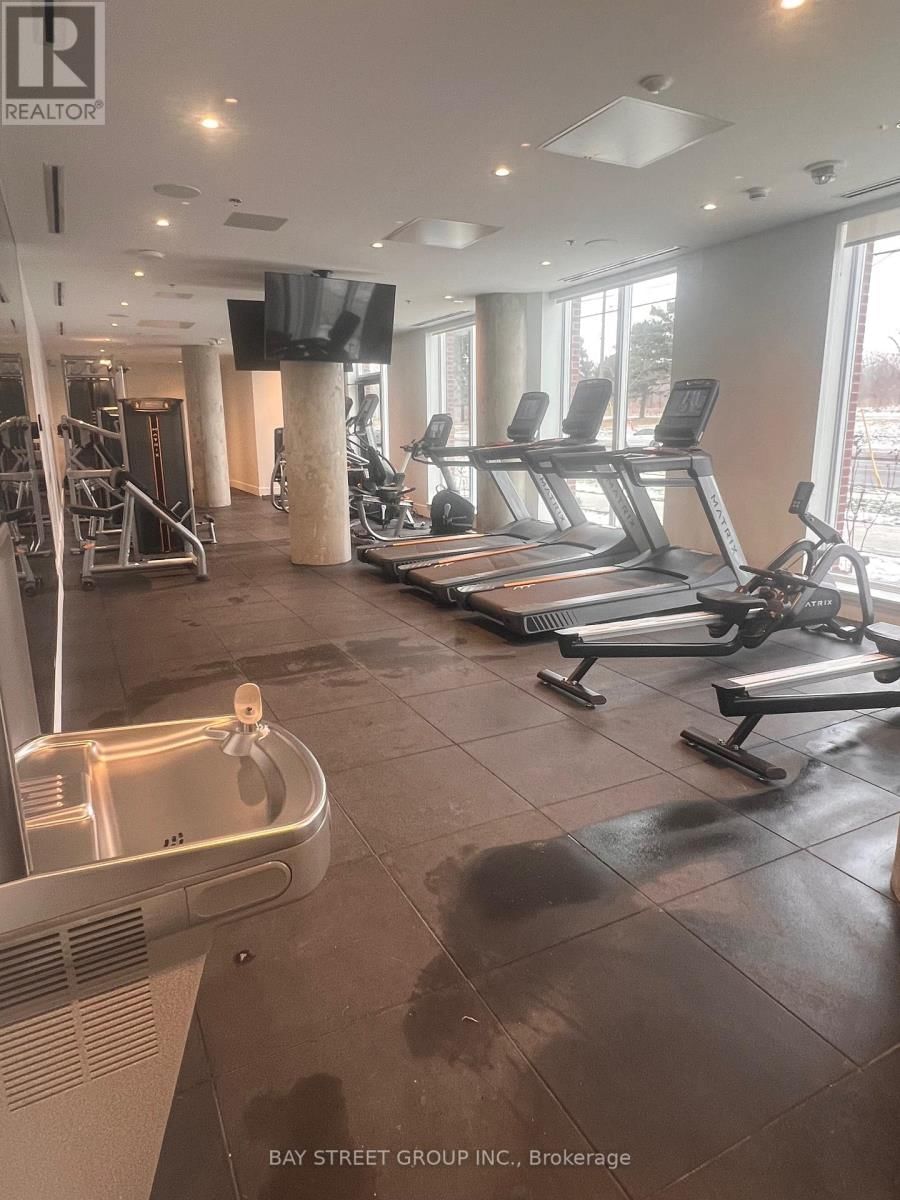 1023 - 3100 KEELE STREET Image 6