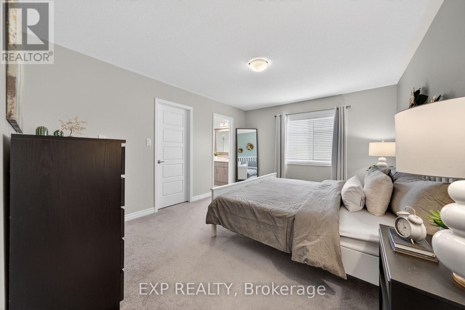 1384 BASSWOOD CRESCENT Image 24