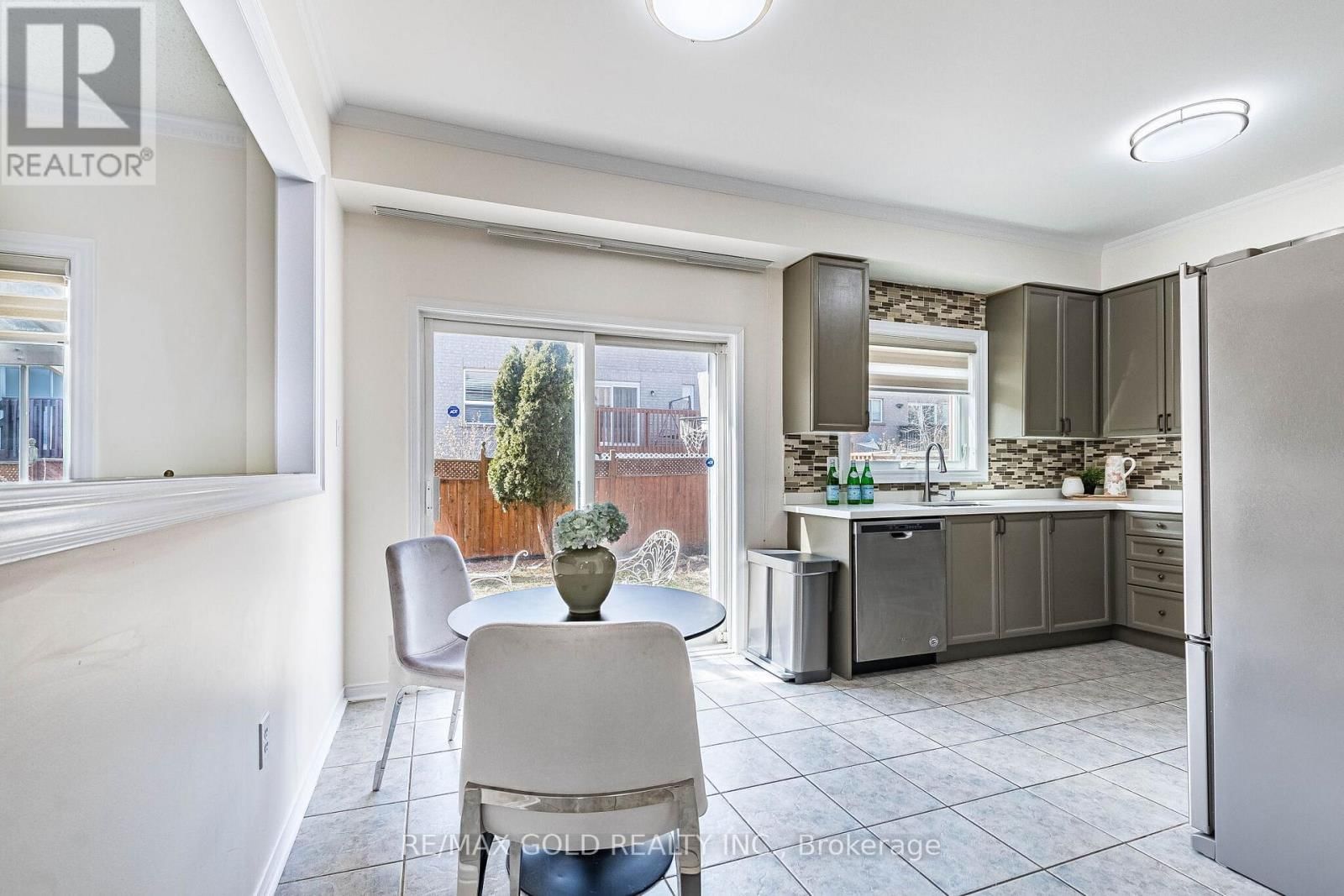 26 WATERDALE ROAD Image 11