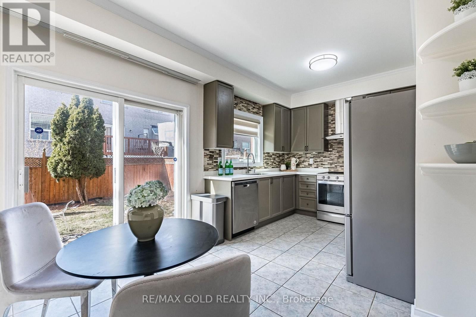 26 WATERDALE ROAD Image 12