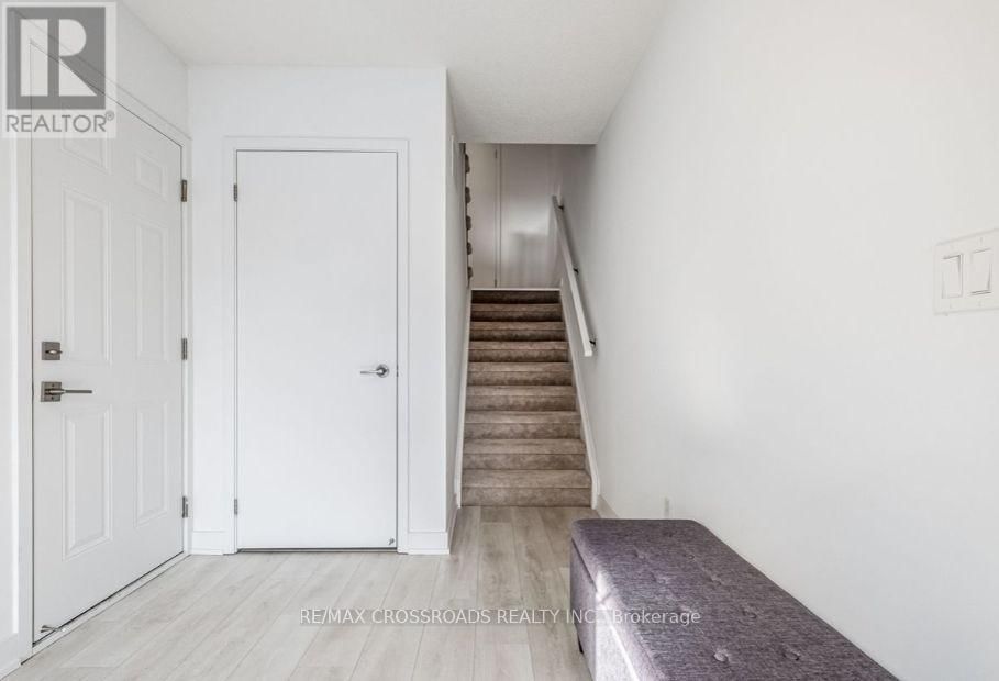 51 - 1121 COOKE BOULEVARD Image 30