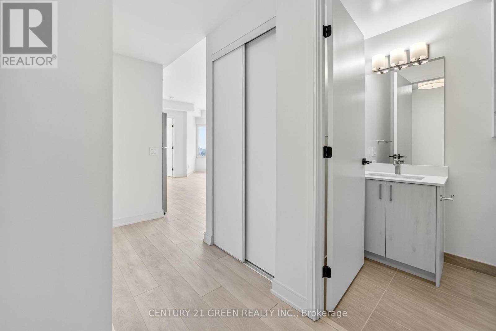 1902 - 8020 DERRY ROAD WEST Image 17