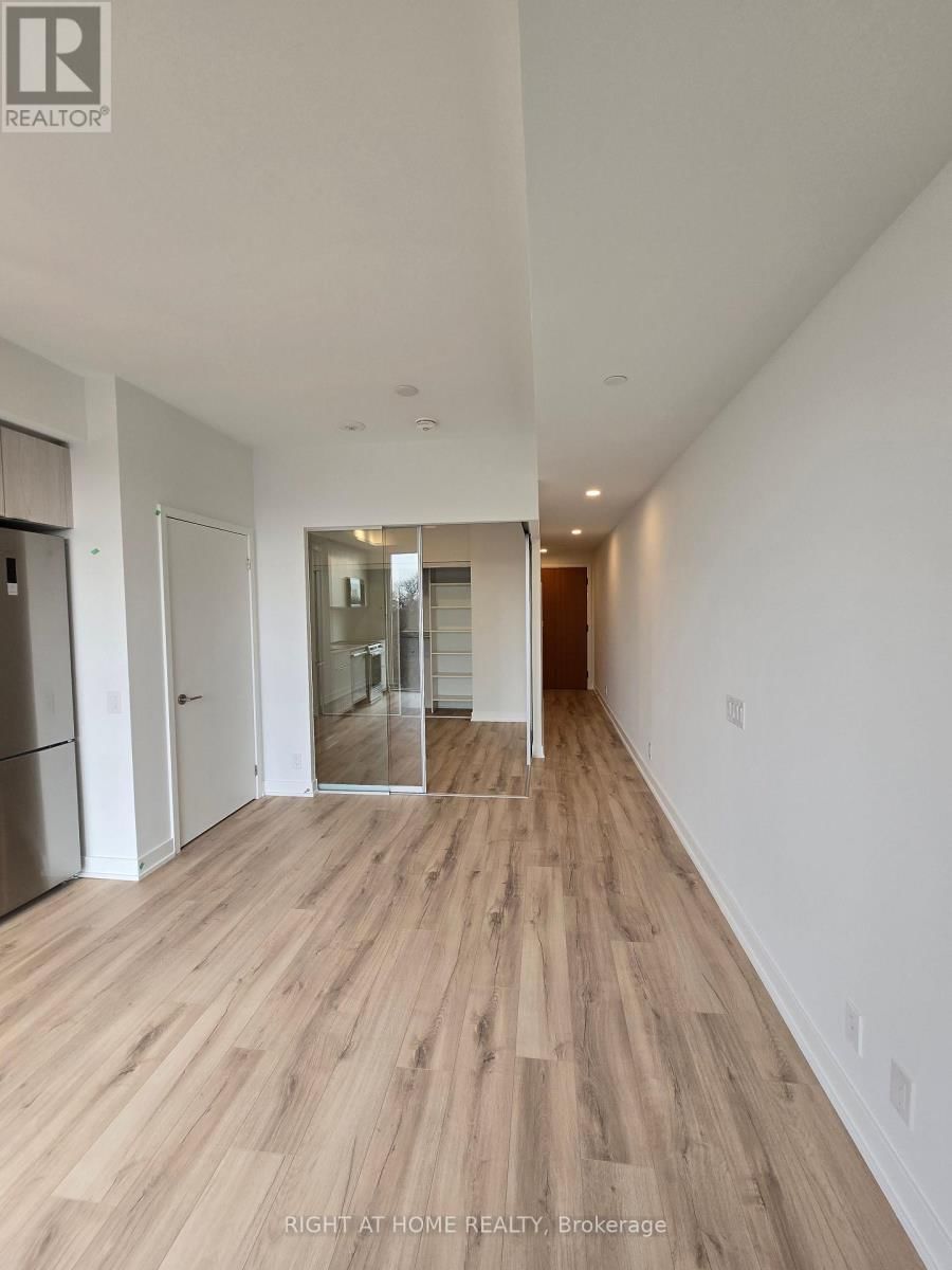 808 - 1660 BLOOR STREET WEST Image 12