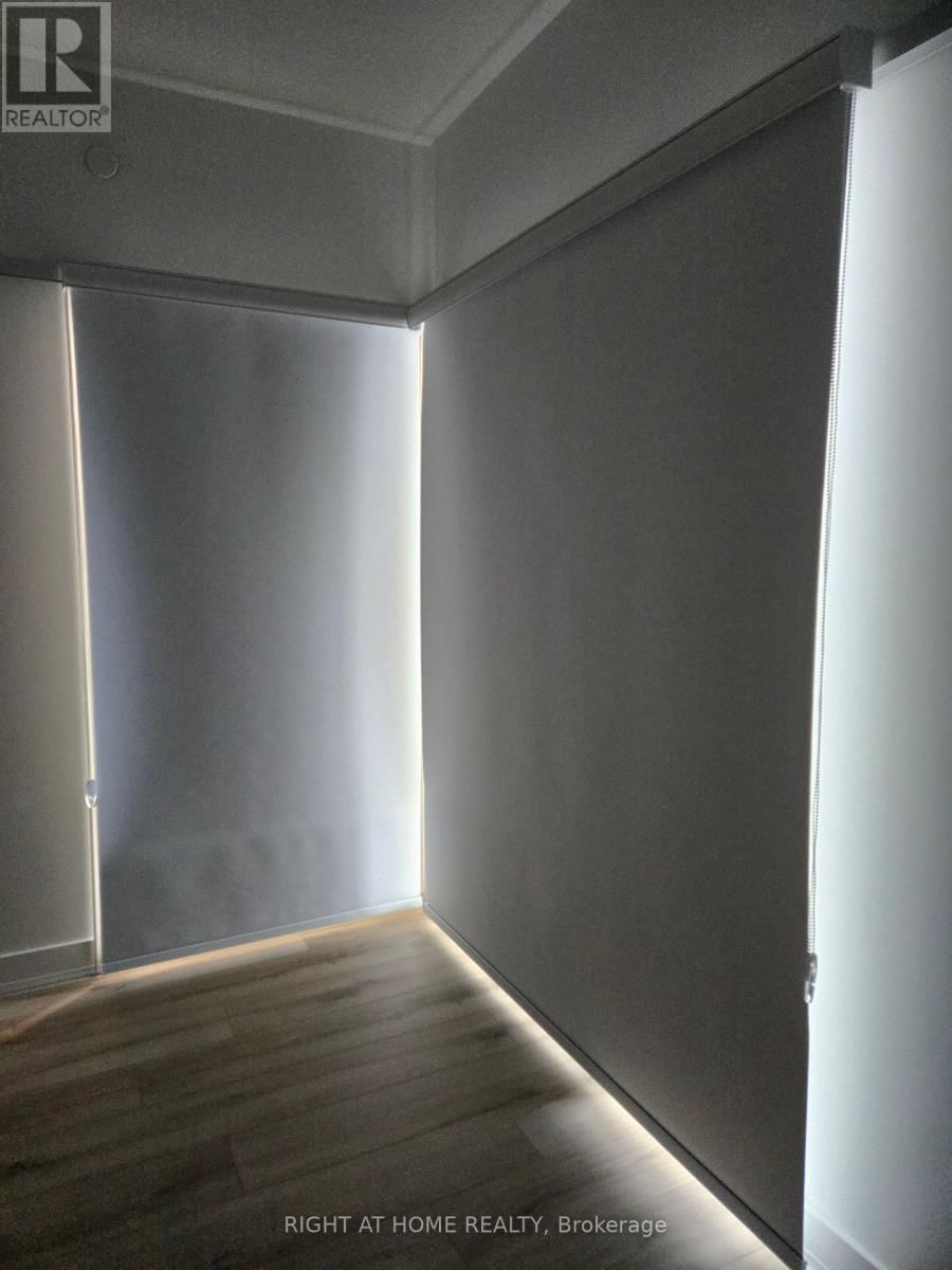 808 - 1660 BLOOR STREET WEST Image 17