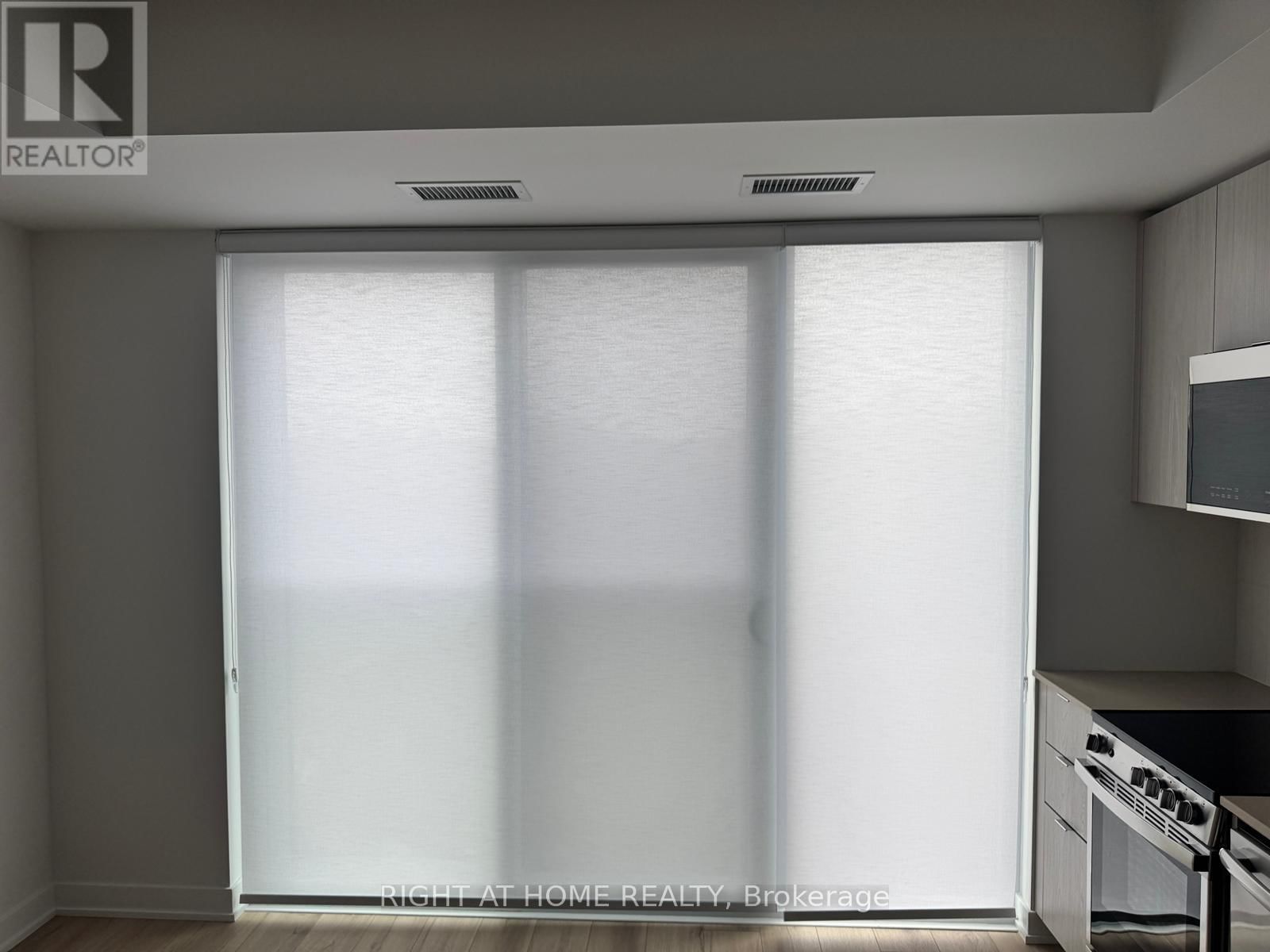 808 - 1660 BLOOR STREET WEST Image 18