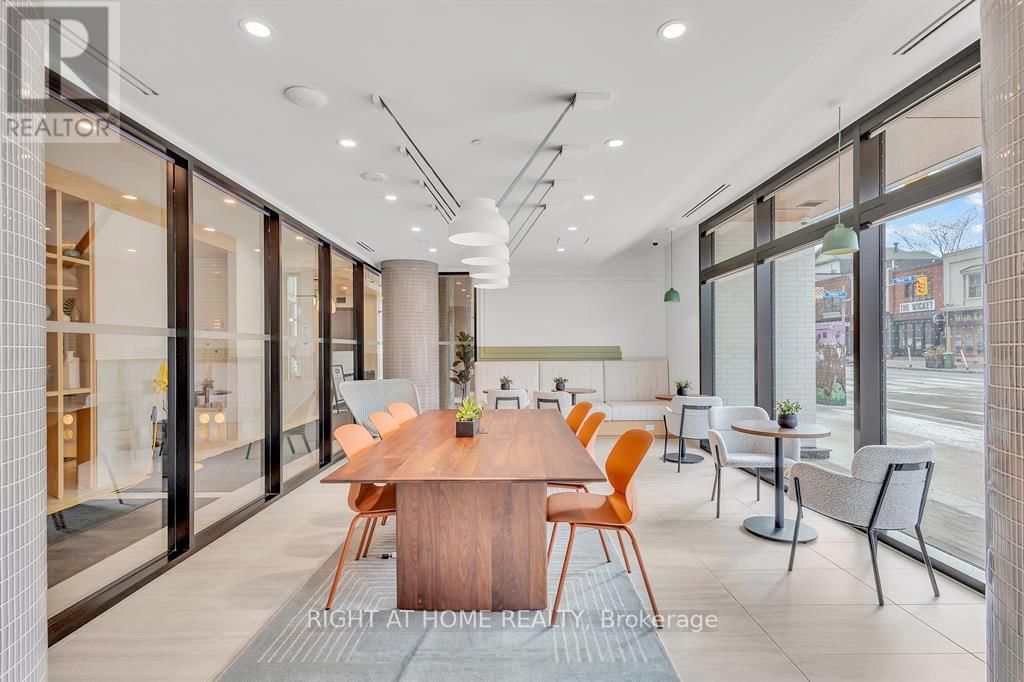 808 - 1660 BLOOR STREET WEST Image 19