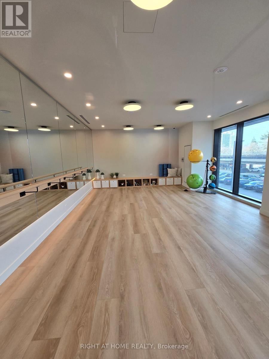 808 - 1660 BLOOR STREET WEST Image 22