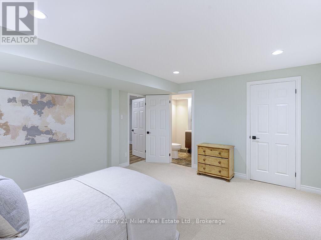 2128 ARBOURVIEW DRIVE Image 42