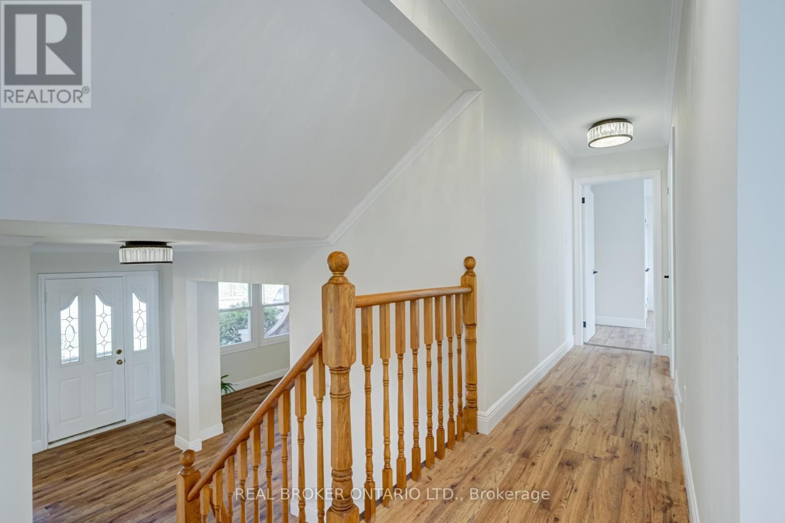 1252 LAKEVIEW DRIVE Image 15