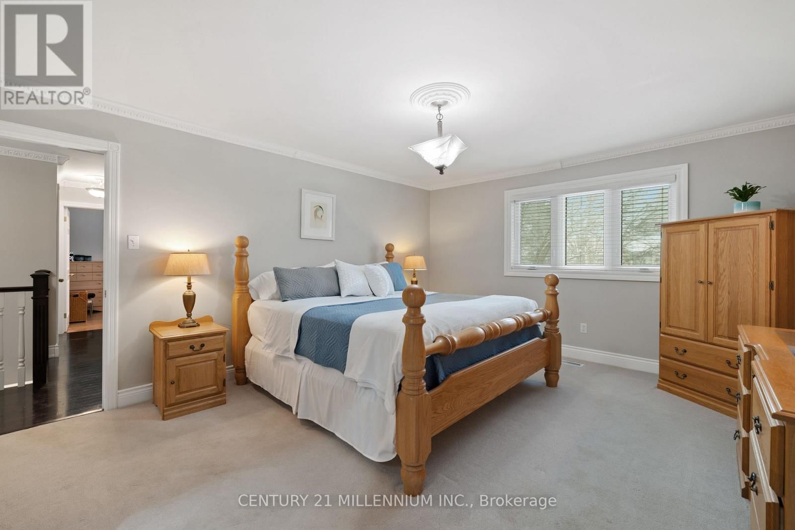 4 MARCHMOUNT CRESCENT Image 20