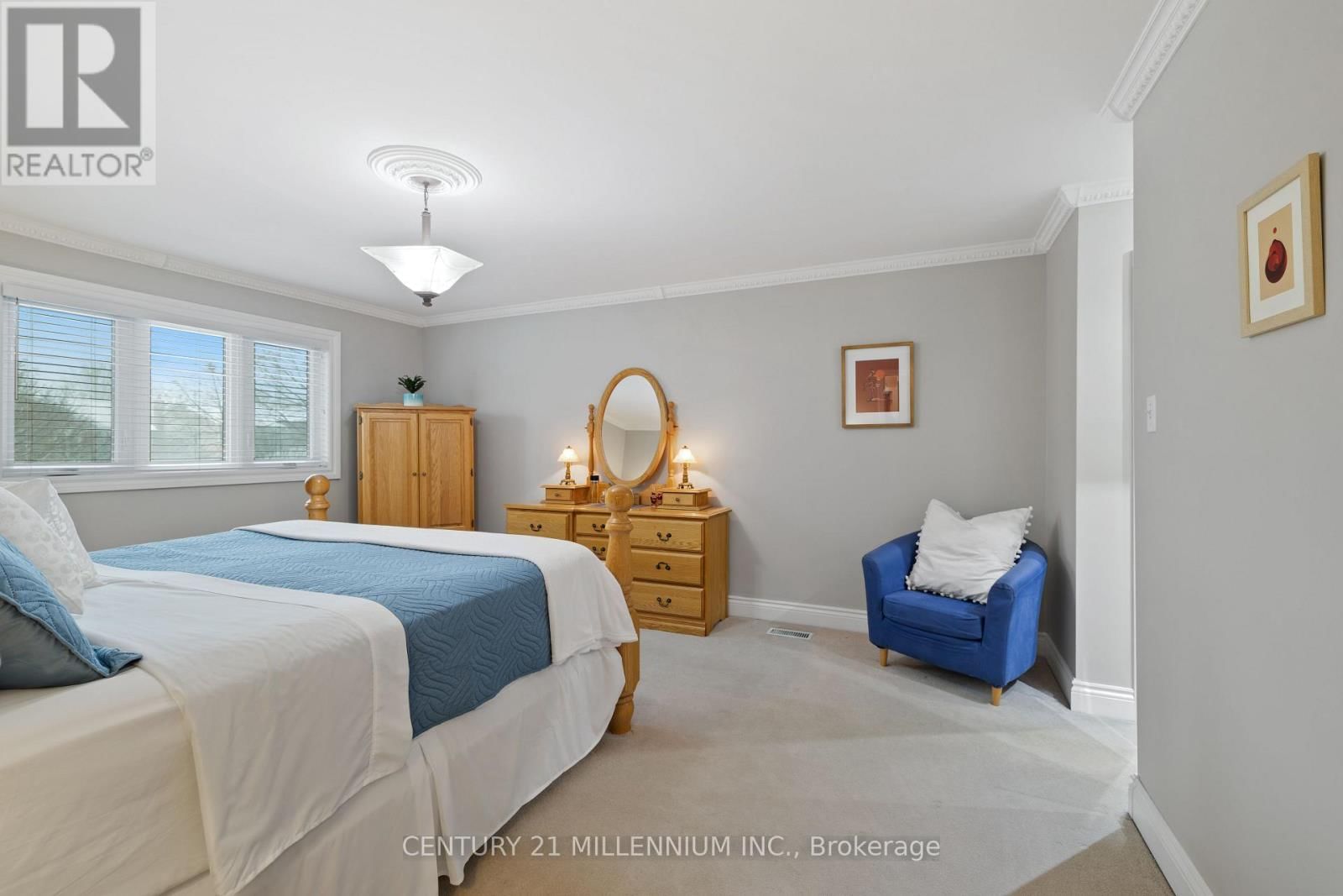 4 MARCHMOUNT CRESCENT Image 21