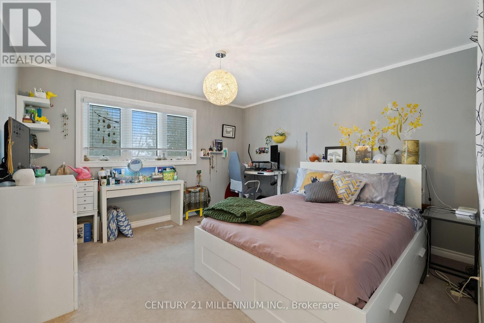 4 MARCHMOUNT CRESCENT Image 25