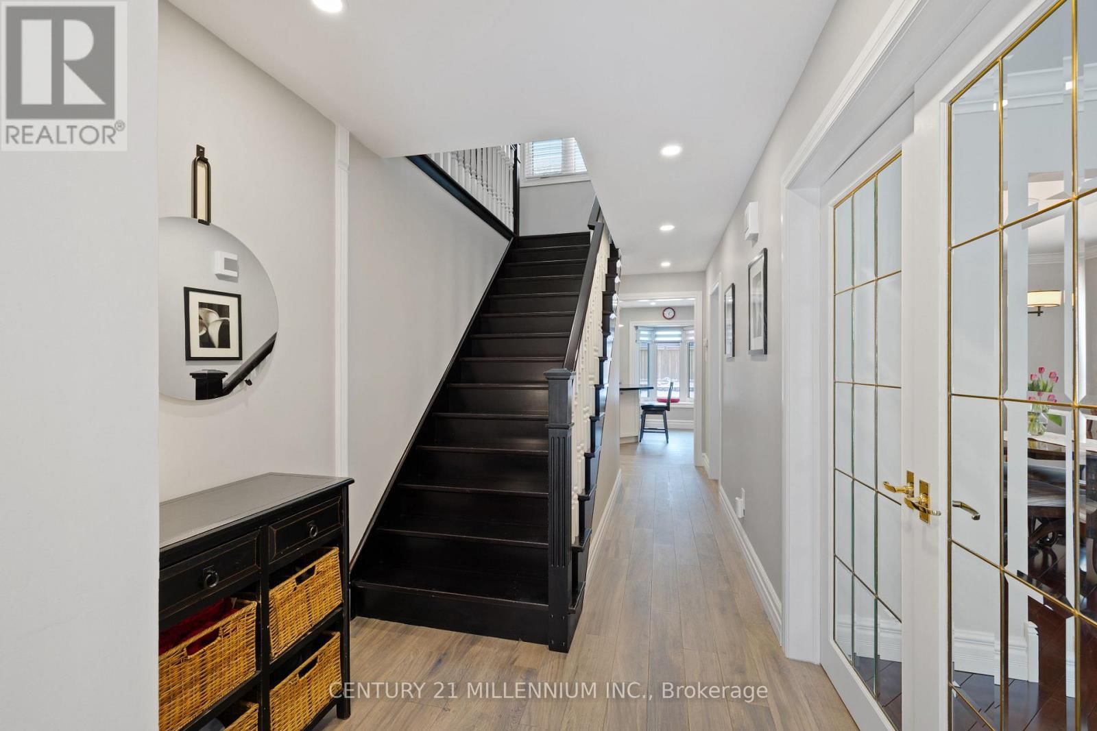 4 MARCHMOUNT CRESCENT Image 5