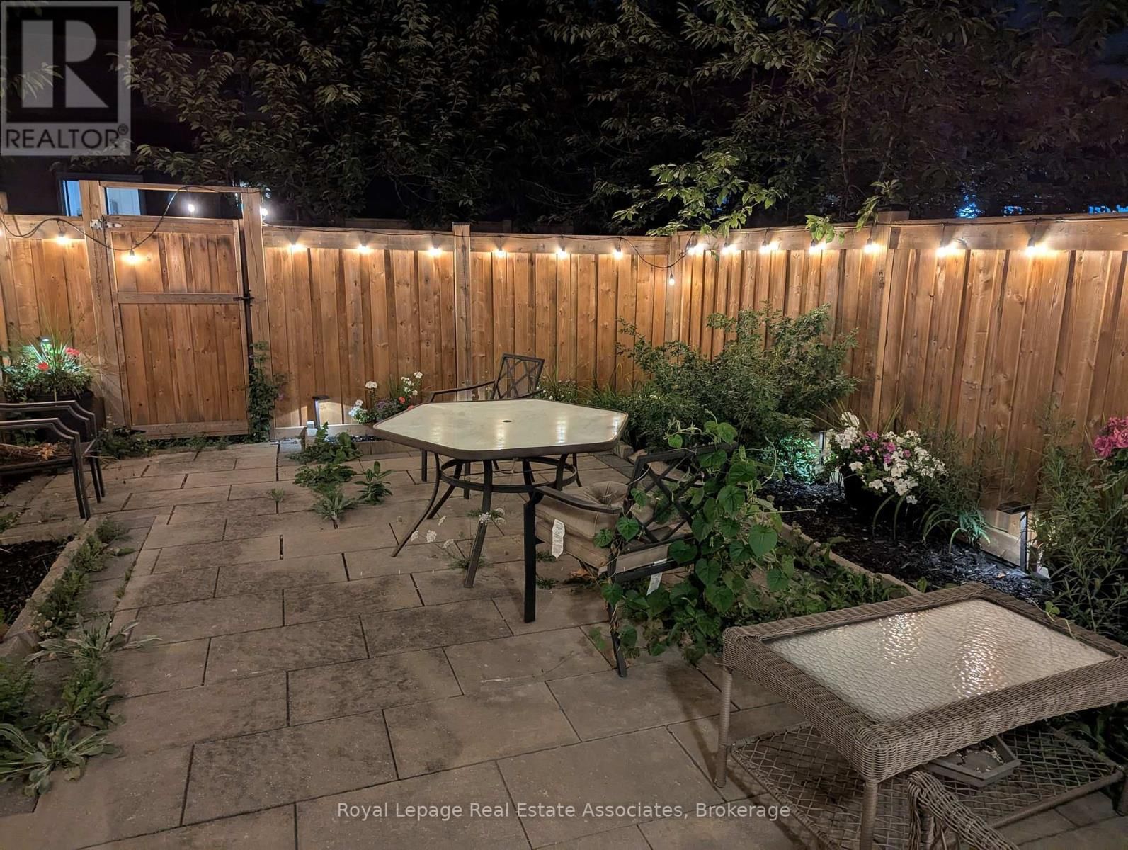 27 - 819 VILLAGE GREEN BOULEVARD Image 34