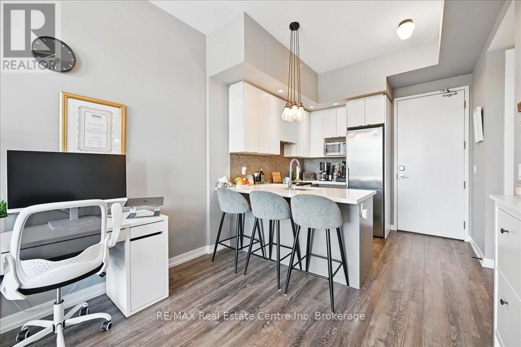 420 - 457 PLAINS ROAD EAST Image 4