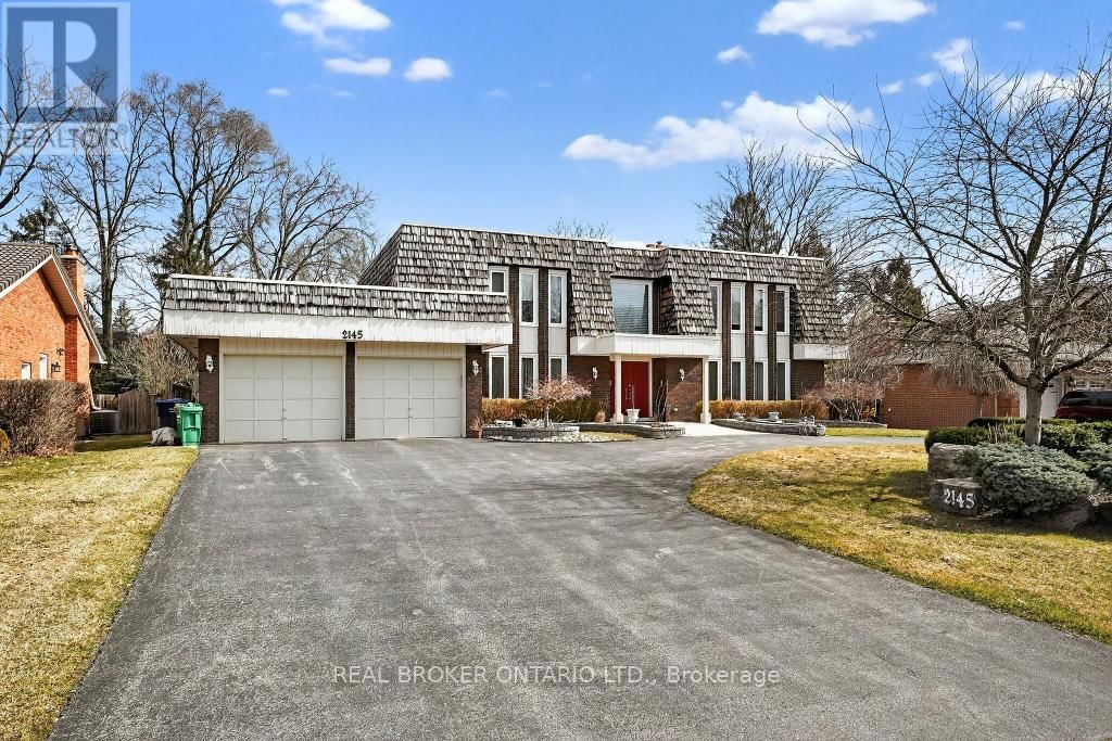 2145 ONEIDA CRESCENT Image 1