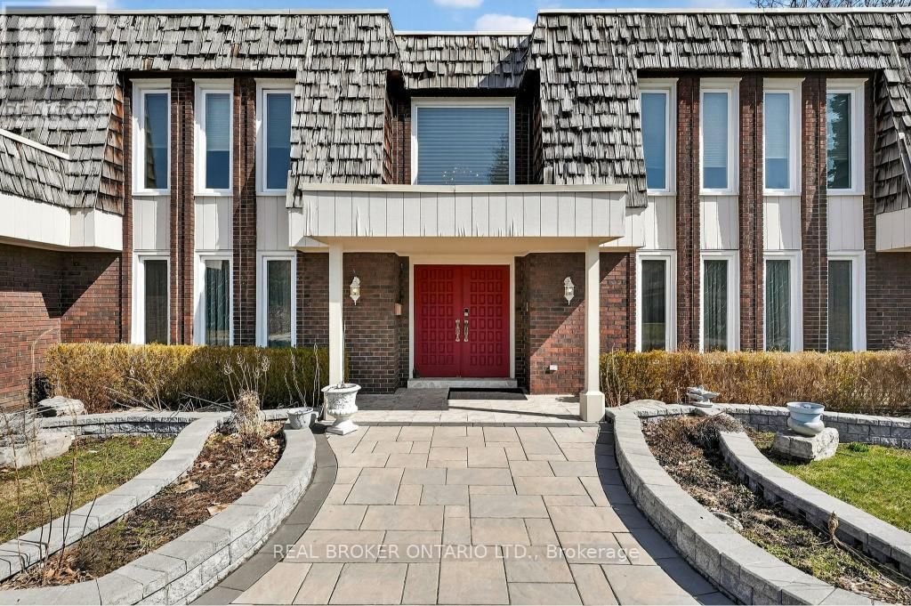 2145 ONEIDA CRESCENT Image 4