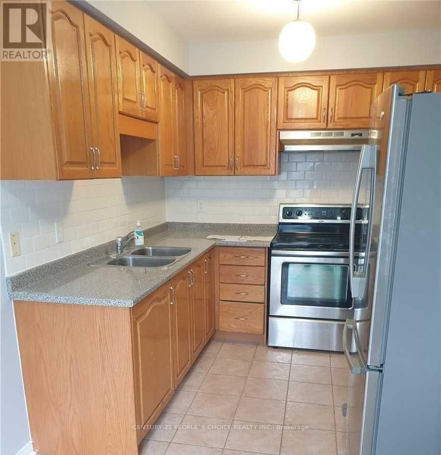 11 CANOE GLIDE LANE Image 2