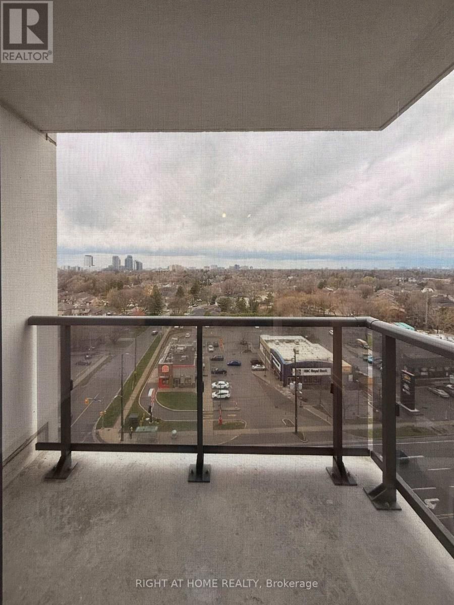 1003 - 30 SAMUEL WOOD WAY Image 5