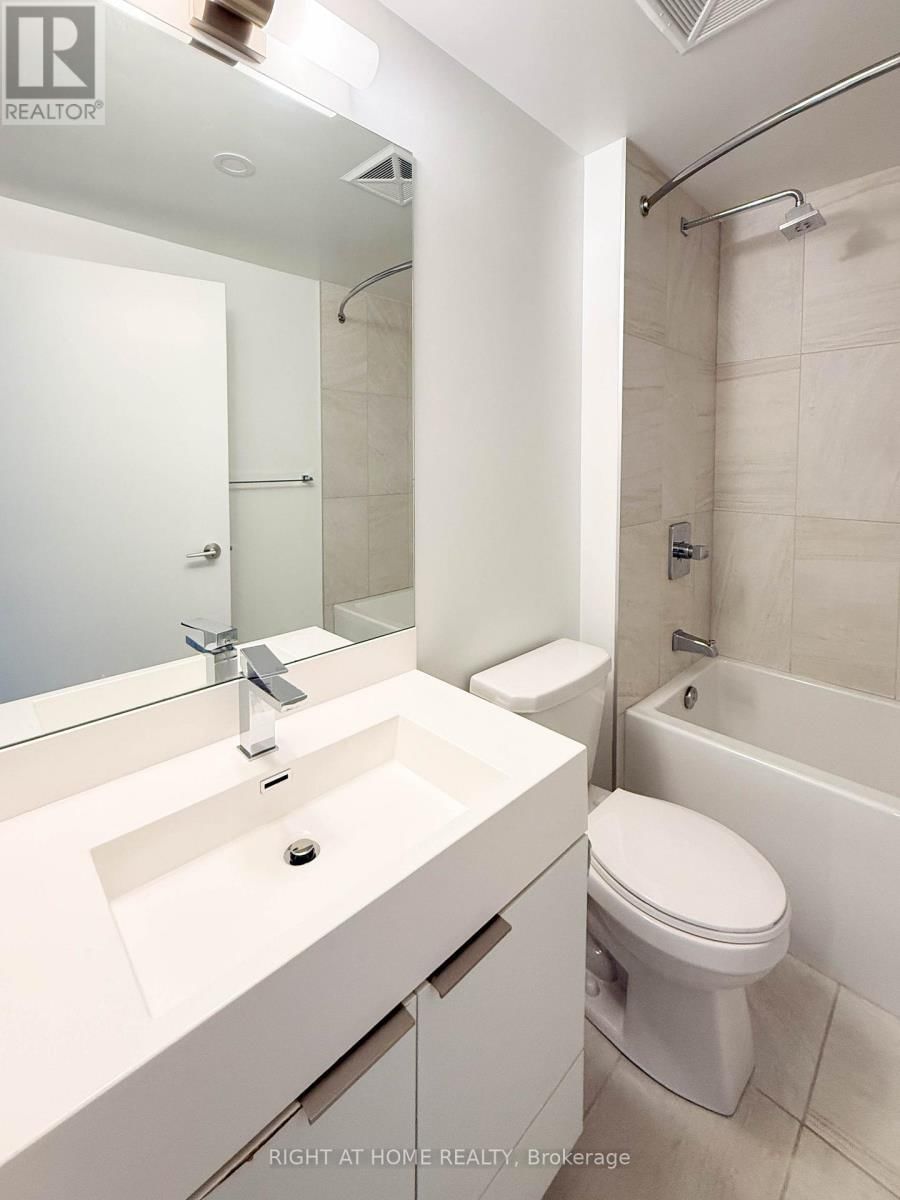 1003 - 30 SAMUEL WOOD WAY Image 7