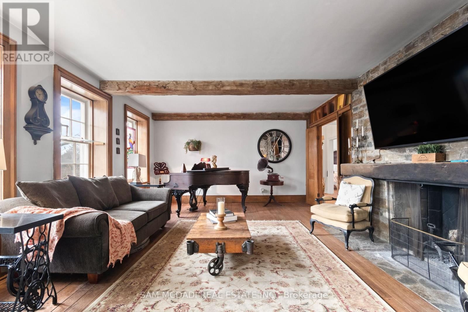 85 YORKLEIGH AVENUE Image 10