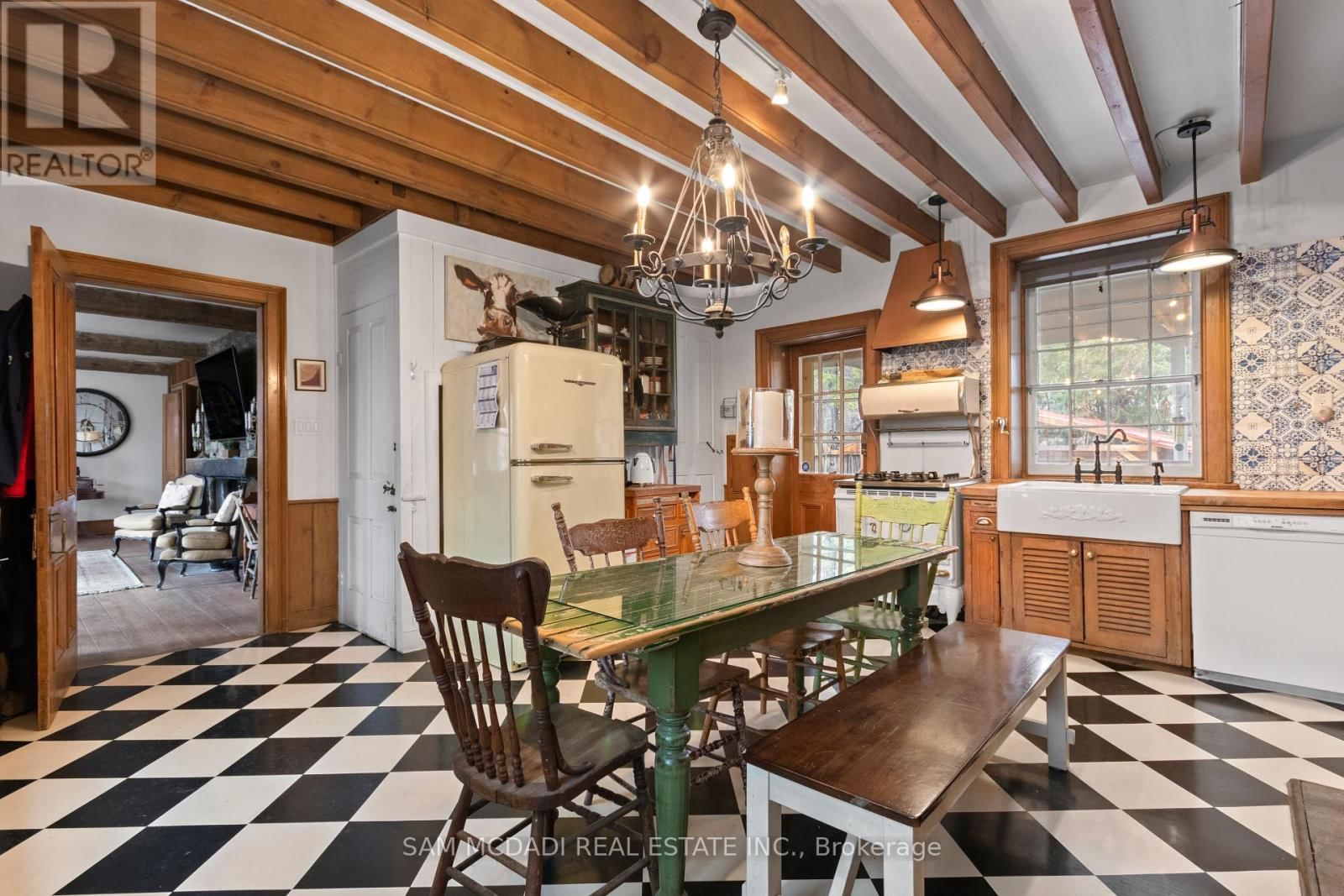 85 YORKLEIGH AVENUE Image 15