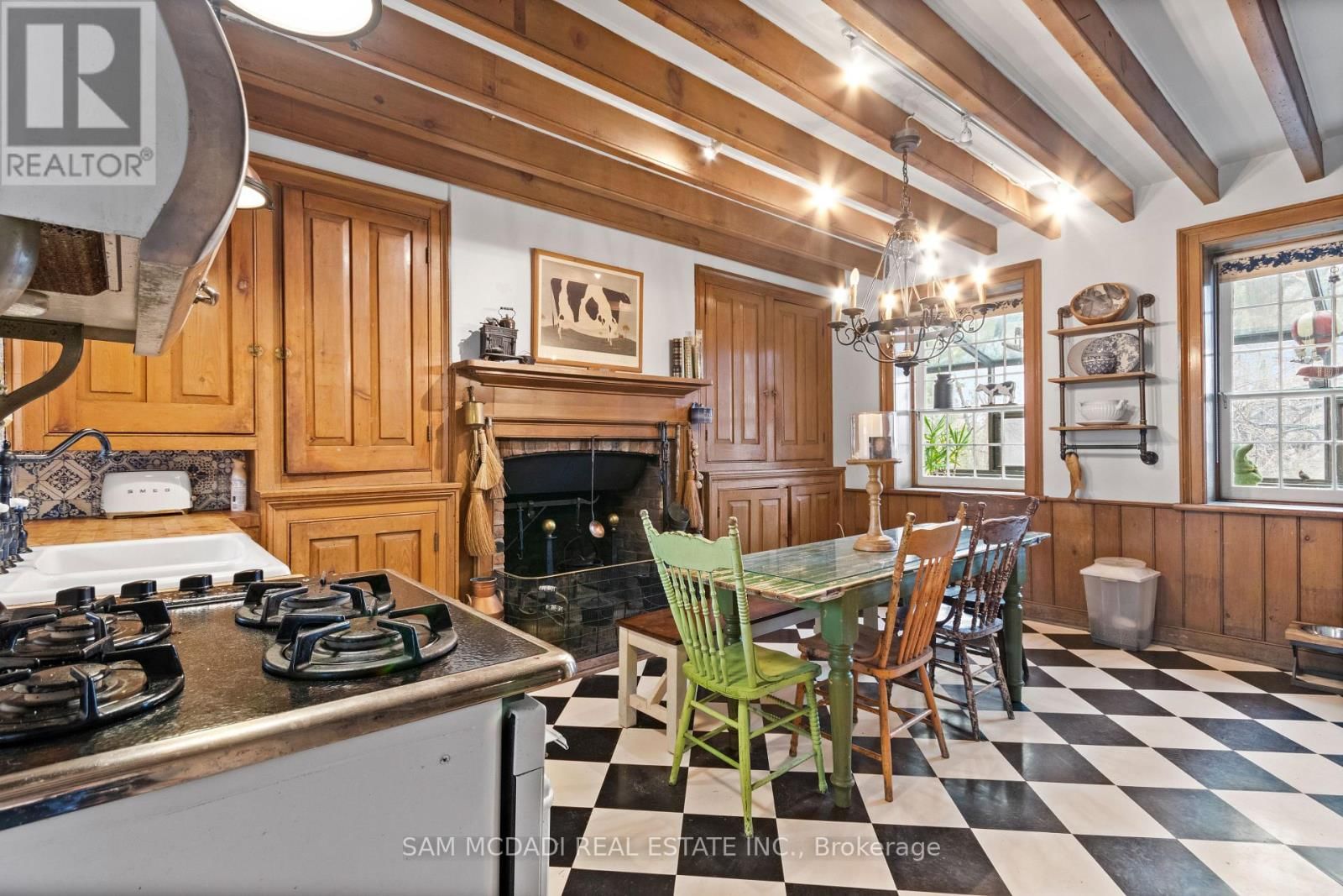 85 YORKLEIGH AVENUE Image 16