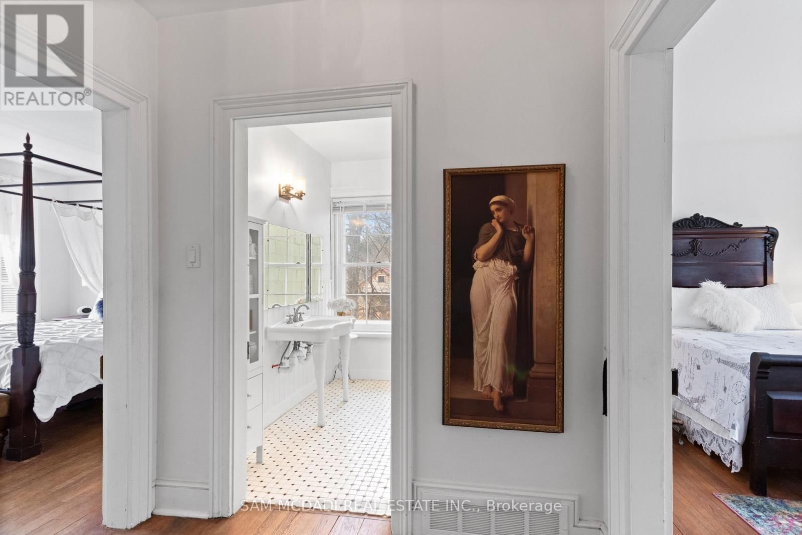 85 YORKLEIGH AVENUE Image 18