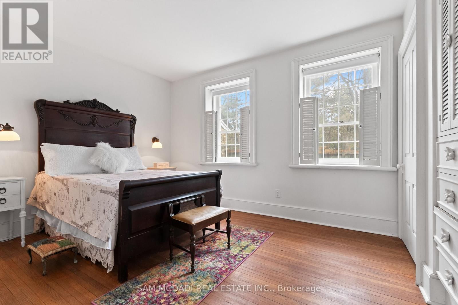 85 YORKLEIGH AVENUE Image 19