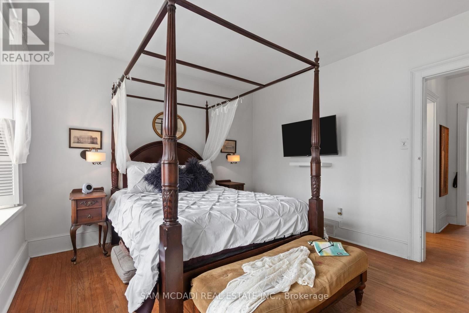 85 YORKLEIGH AVENUE Image 22