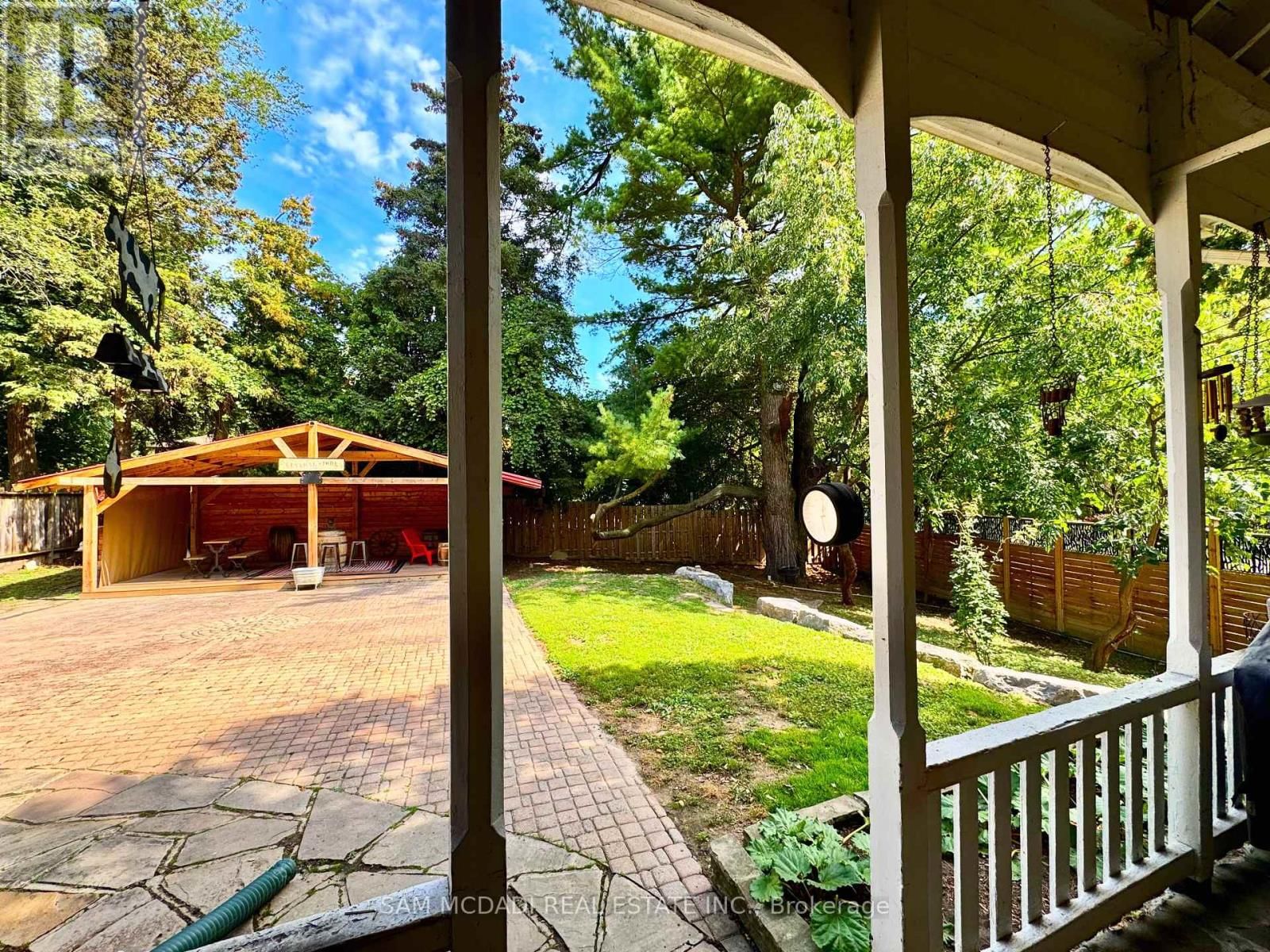 85 YORKLEIGH AVENUE Image 42