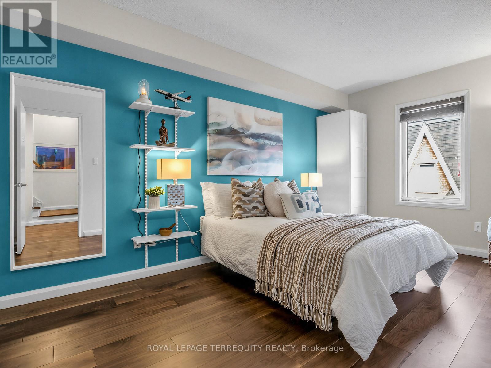 301 - 60 JOE SHUSTER WAY Image 27